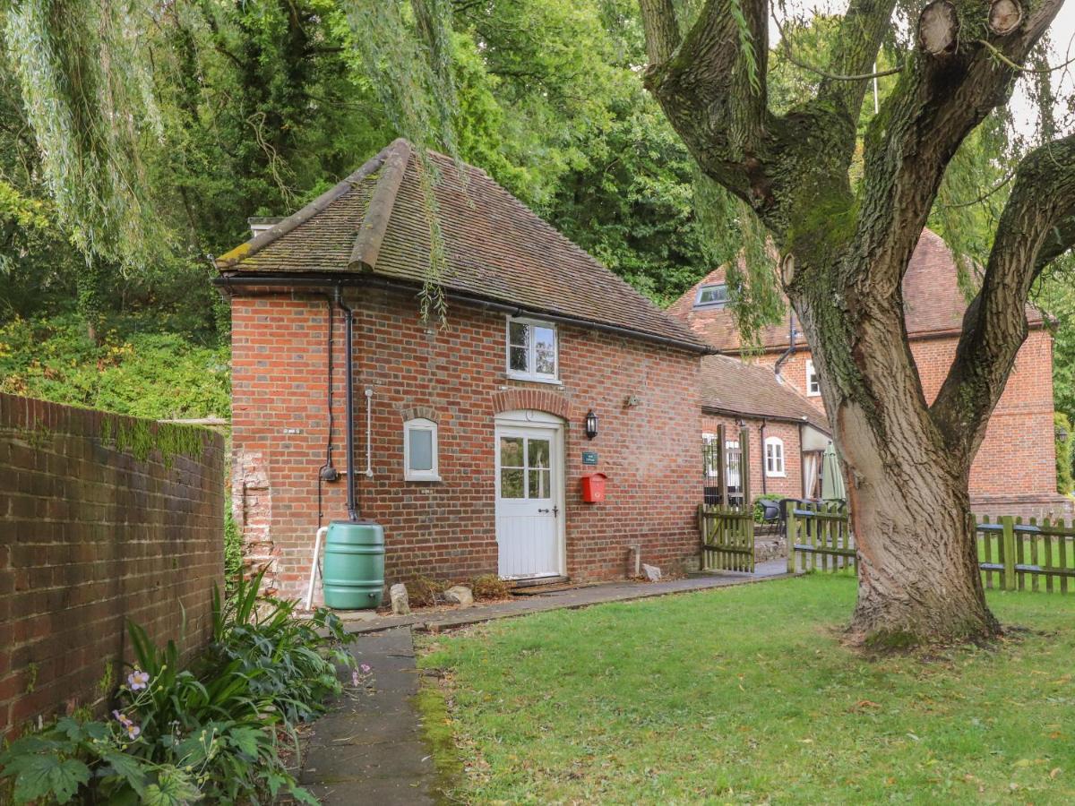 Weir Cottage Maidstone Exterior foto
